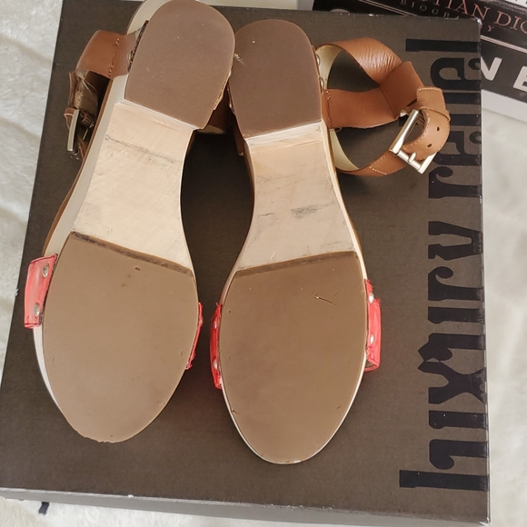 Luxury Rebel Urban Sandals - Picture 6 of 8